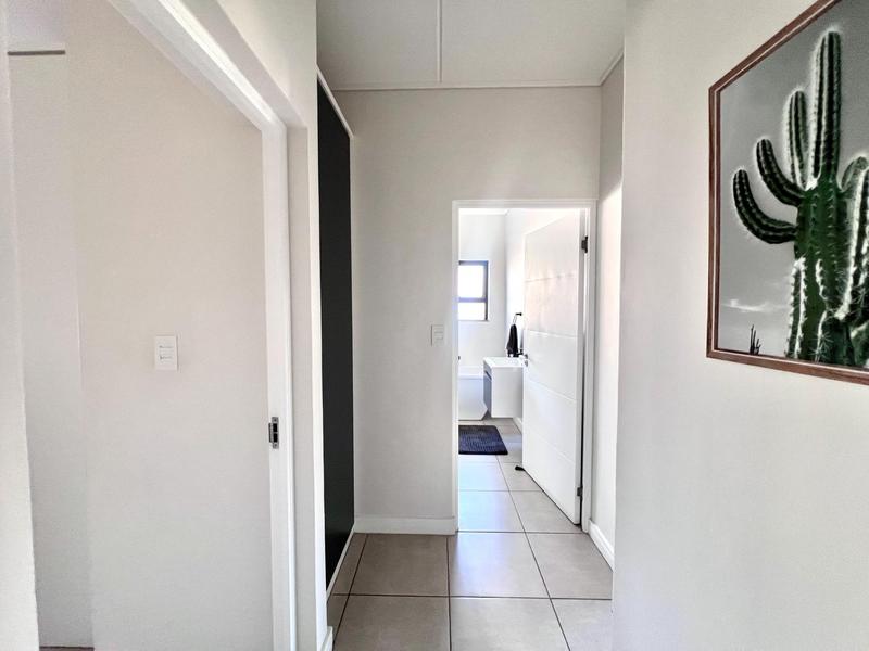 2 Bedroom Property for Sale in The Huntsman Western Cape